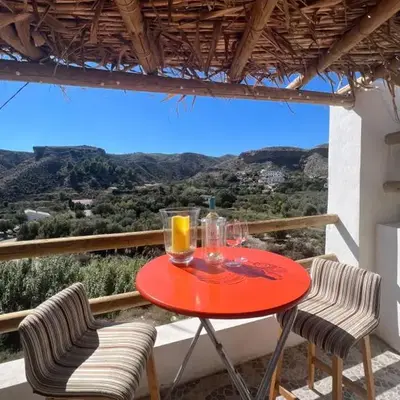 Rambla Retreats Apartment Naranja in a beautiful location with pool & hot tub