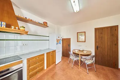 Una cocina o zona de cocina en Sotillo E-12-4