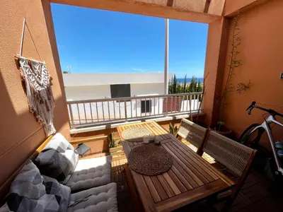 Un balcón o terraza de Apartamento acogedor con vistas
