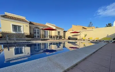Piscina en o cerca de Llanos del Peral - Zurgena - sleeps 6 - R092