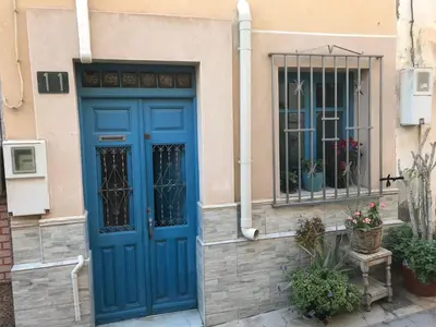 Fachada o entrada de Casita la paloma bonita del pescador hasta 5 personas en el casco antiguo la médina centro almeria bajo alcazaba terraza buena vista parking privado y sabanas en opción
