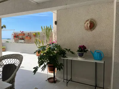 Un balcón o terraza de Ático en terrazas de Garrucha con vistas al mar.