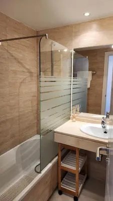 Un baño de Ático Lagomar