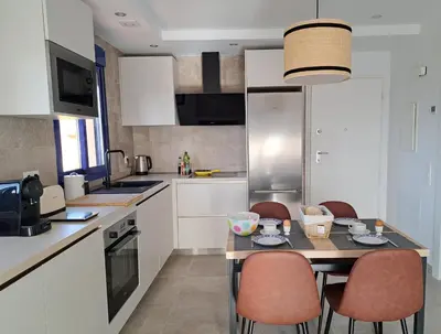Una cocina o zona de cocina en roomwithview casa marco