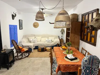 Zona de estar de Casa Meraki - Entire Private Suite , 1 bed , Lounge Kitchen , Shower Room & More