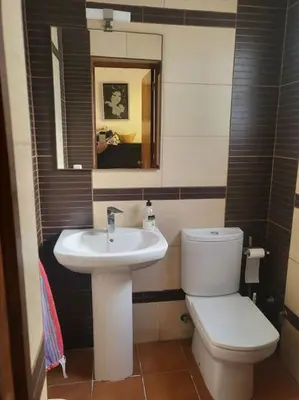 Un baño de BERJA33