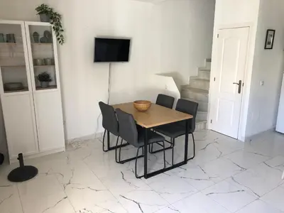 Una televisión o centro de entretenimiento en Casa Laura ,Vera Playa