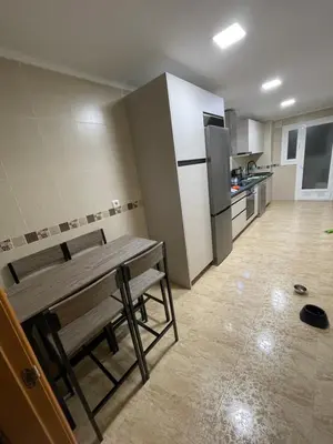 Una cocina o zona de cocina en Piso con plaza garaje