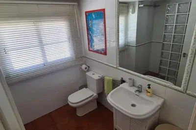Un baño de Escapada de tranquilidad junto al Cabo Cope