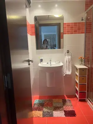 Un baño de Alvynat Playa Mar de Pulpi