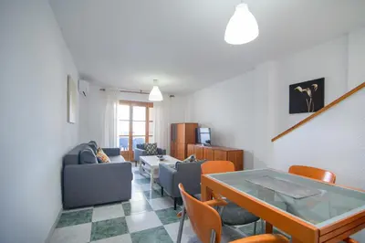 Una televisión o centro de entretenimiento en Mediterranea 6 tus momentos junto al mar Las Conchas