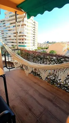Un balcón o terraza de SweetWater Beach - Apartamento turístico en zona puerto