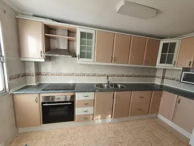 Una cocina o zona de cocina en Piso cerca playa Almeria
