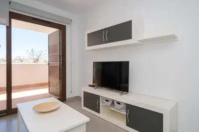 Una televisión o centro de entretenimiento en Rumba