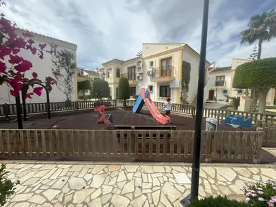 Plano de Apartamento en Vera Playa con piscina junto al Mar