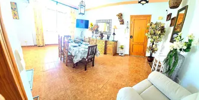Zona de estar de Atico en Puerto Rey Urbanizacion La Aldea