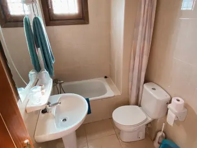 Un baño de Pensión Torrecárdenas