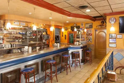 El salón o zona de bar de Venta de Terreros