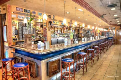 El salón o zona de bar de Venta de Terreros