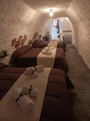Spa o instalaciones de bienestar en Cueva la Trapera