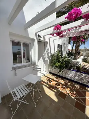 Un balcón o terraza de Vive Vera Rentals - Acogedor Estudio Vera Colina