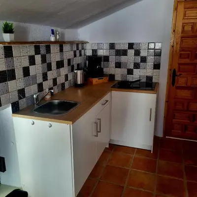 Una cocina o zona de cocina en Casa Naturista Con Vistas