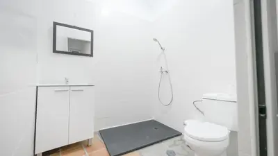 Un baño de Cortijo EL CHAMAN LOS ESCULLOS