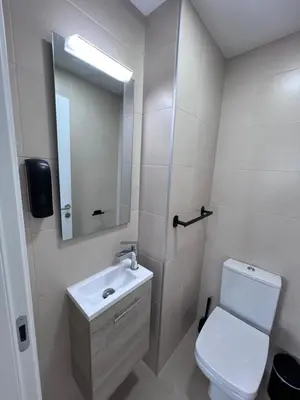 Un baño de Ático Toyo golf