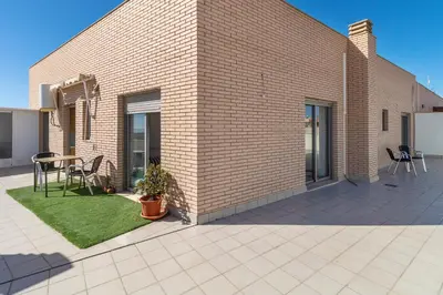Edificio en el que se encuentra el apartamento