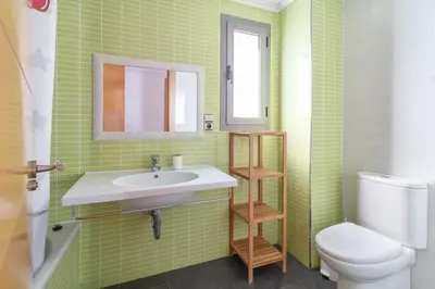 Un baño de Penthouse in the Sun