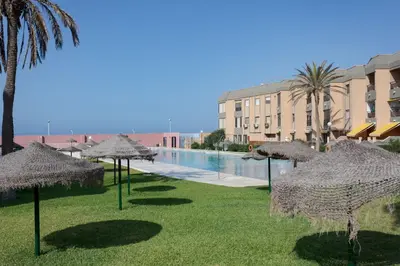 Piscina en o cerca de BAJO primera línea playa, Retamar, Cabo de Gata