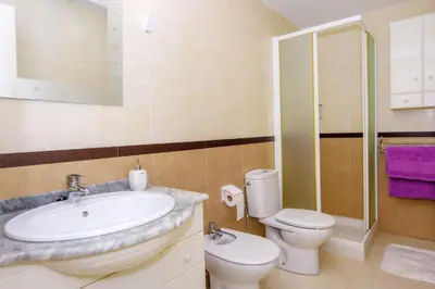 Un baño de Apartamento La Puntica
