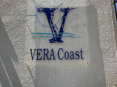 Certificado, premio, señal o documento que está expuesto en LA CASITA VERDE- cerca de la playa y con piscina abierta todo el año