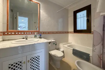Un baño de R2303 Pueblo Barea Vera Playa Almería
