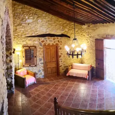 CASTILLO De PIEDRA