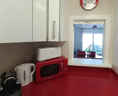 Una cocina o zona de cocina en Mar y Sal 12 Suites, gran terraza con vistas al mar, 2 Hab, garaje y piscina