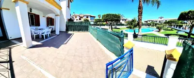 Piscina en o cerca de Apartamento bajo VERAMAR 1 frente a piscina 2 dormitorios
