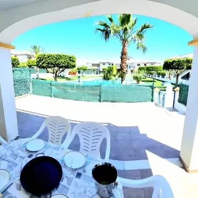 Apartamento bajo VERAMAR 1 frente a piscina 2 dormitorios