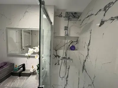 Un baño de VVR Estudio naturista 1ª línea