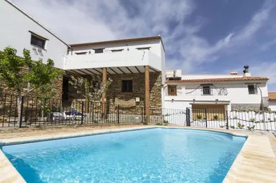 Piscina en o cerca de Romantic house for 2 or 4 people with jacuzzi