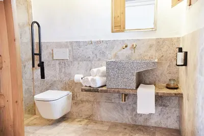 Un baño de EQUILICUÁ