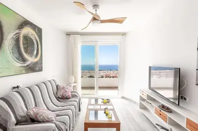 Una televisión o centro de entretenimiento en Casa Capricho