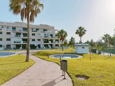 Jardín al aire libre en Toyo Alcazaba Suites Gran terraza y vistas, 2Hab, piscina y garaje