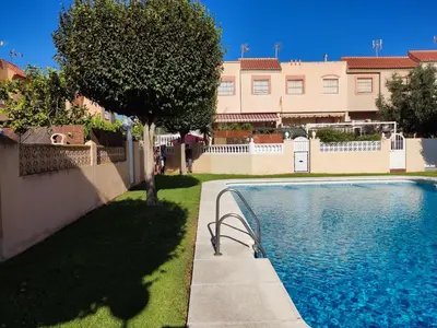 Piscina en o cerca de Casa La Higuera