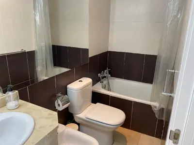 Un baño de Apto Calle España