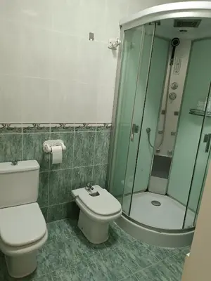 Un baño de Piso primera línea playa Almería