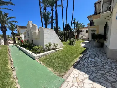 Jardín al aire libre en Casa Ola