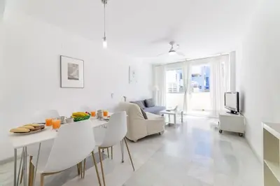 Comida en o cerca de este apartamento
