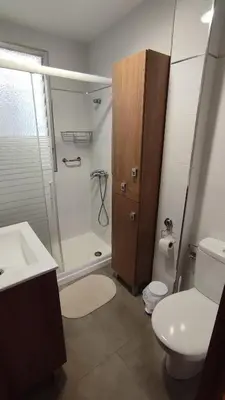 Un baño de Piso céntrico san juan de los terrenos