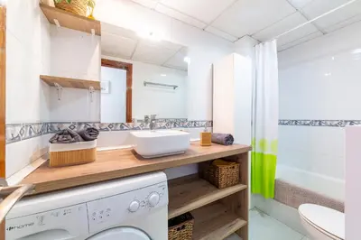 Un baño de Apartamento El Cable